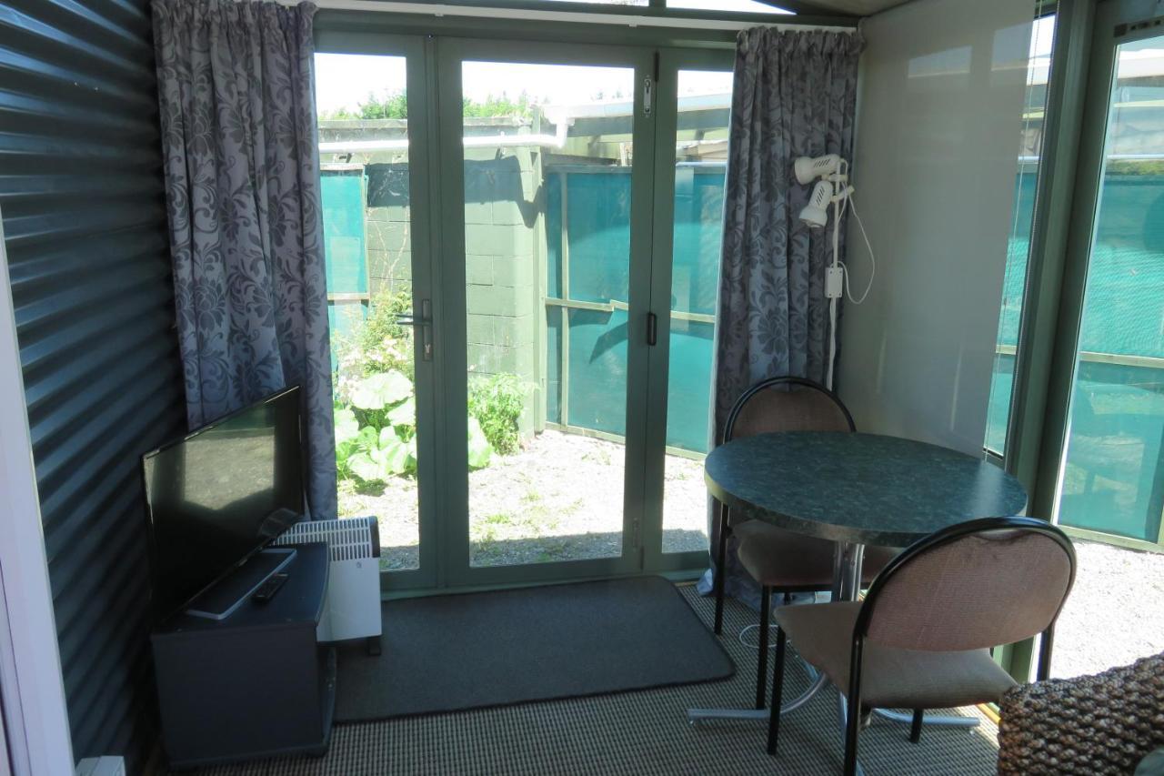 Rangiora Eco Holiday Park Fernside ภายนอก รูปภาพ